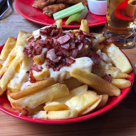 Bulldog Bar